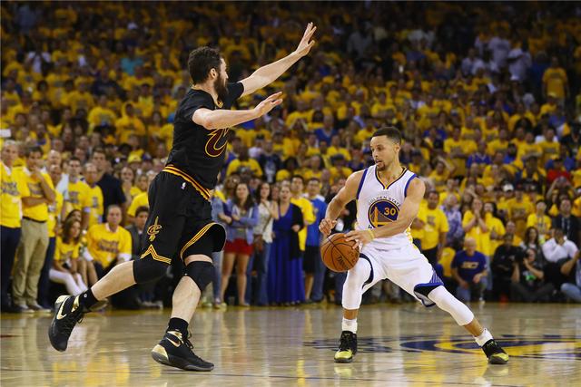 布伦森44分尼克斯大胜雄鹿 掘金逆转独行侠