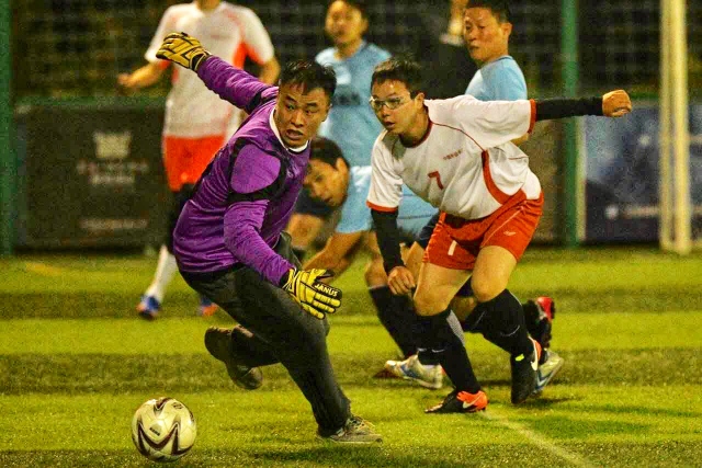 杨瀚森25+10青岛胜江苏 新疆力克广厦取11连胜