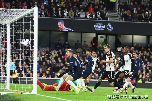 都体：道格拉斯-路易斯不考虑冬窗离开尤文图斯